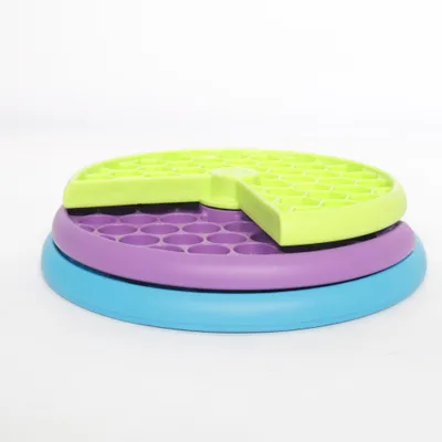 Hondenspeeltje (Groen, Lila, Blauw) van Outward Hound