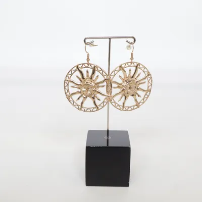 Oorbellen (Goud) Onbekend materiaal