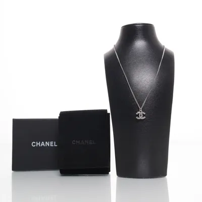 Halsband (Silverfärgad) från Chanel Okänd metall