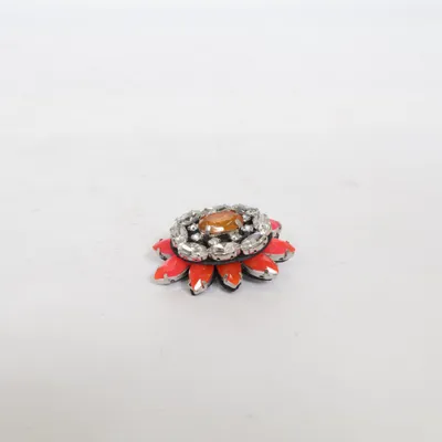 Brosch (Rosa, Silverfärgad, Orange) Okänd metall