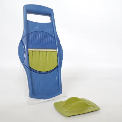 Vegetable chopper (Green, Blue) from Tupperware