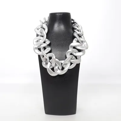Ketting (Grijs) Onbekend materiaal
