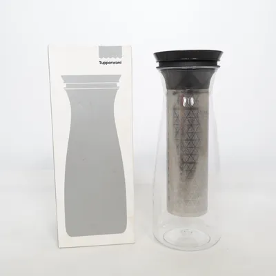 Karaff (Transparent, Svart, Silverfärgad) från Tupperware