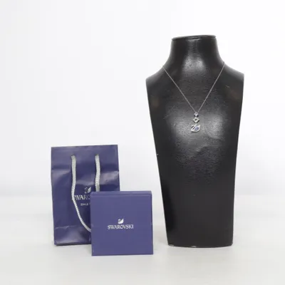 Necklace (Iconic Swan) from Swarovski Unknown metal