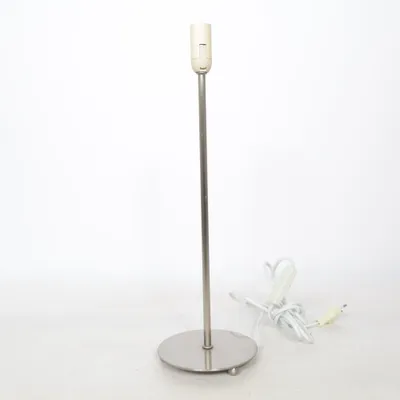 Lampfot (Silverfärgad) från Markslöjd