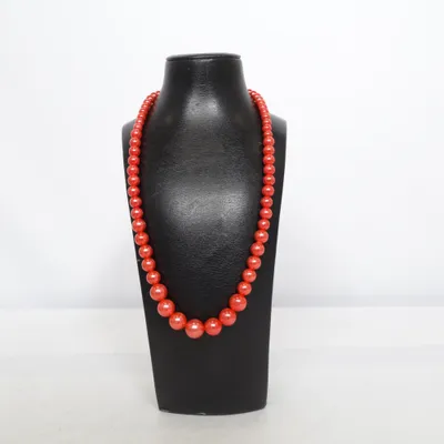 Ketting (Rood) Onbekend materiaal