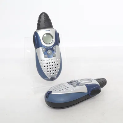 Walkie talkie (Twin Talker 6800) from Topcom