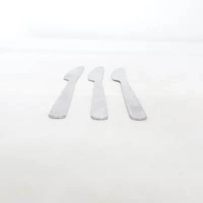 Kniv (Silverfärgad) från IKEA