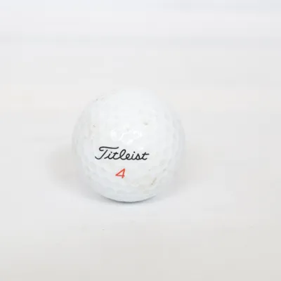 Golfboll (Vit) från Titleist