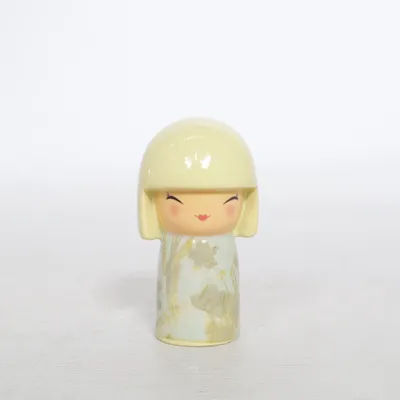 Kokeshi (Gul, Flerfarvet) fra Skincity