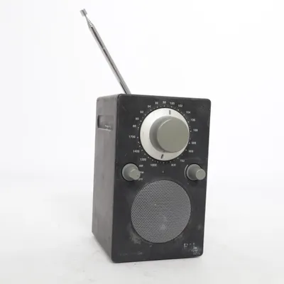 Radio (Pal) från Tivoli Audio