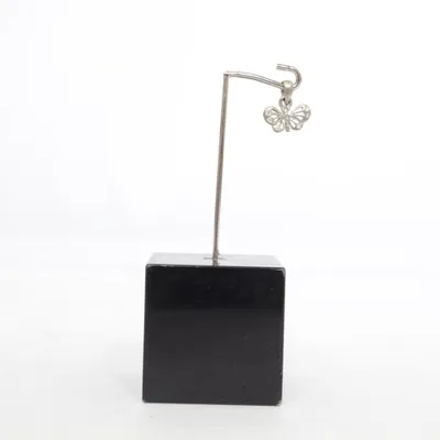 Pendant (Silver) Unknown metal