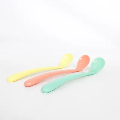 Cuillère (Jaune, Rouge, Vert) de Bambino