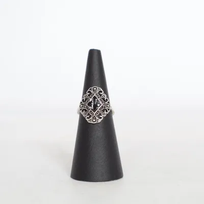 Ring (Silver, Black) Unknown metal