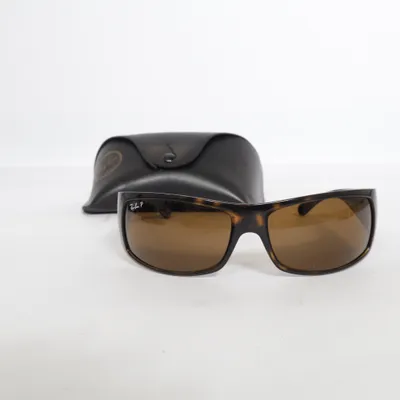 Sonnenbrille (RB 4108) von Ray-Ban