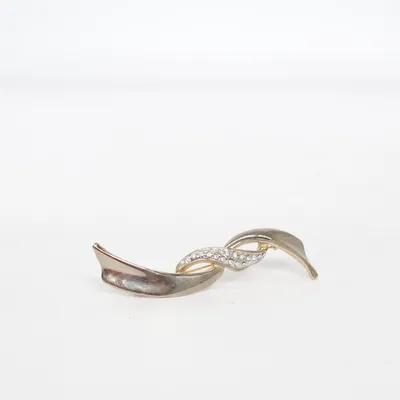 Brosch (Guldfärgad, Silverfärgad) Okänd metall