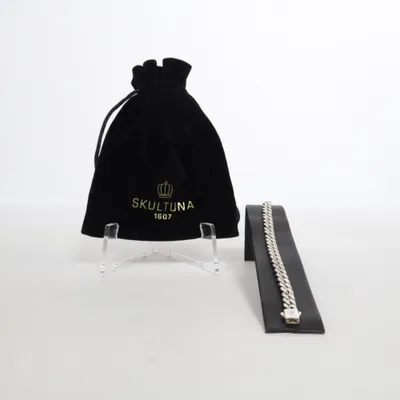 Armbånd (Sølv) fra Skultuna Ukendt metal