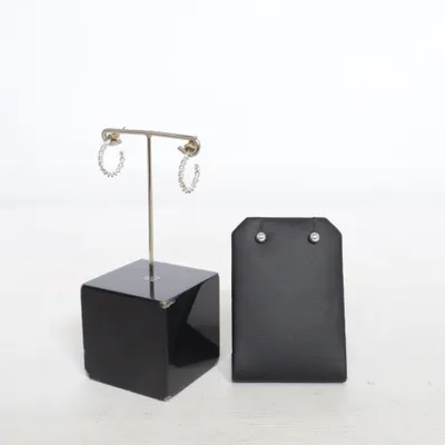 Örhängen (Silverfärgad) från Gildhouse Okänd metall