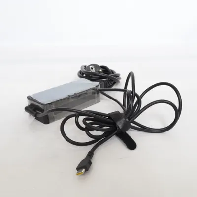 Computer charger (Adlx65ycc3d) from Lenovo