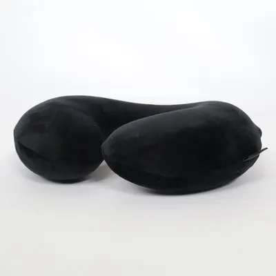 Nackkudde (Svart) från Carena