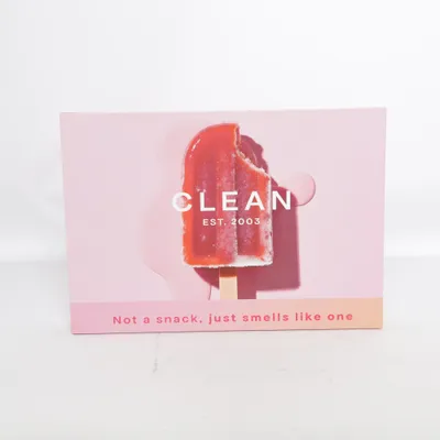Body mist (Pistachio Passion, Papaya paradise, Rosé all day, Whipped vanilla) fra CLEAN