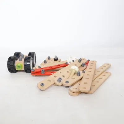 Byggsats (Brun, Röd, Vit) från Brio