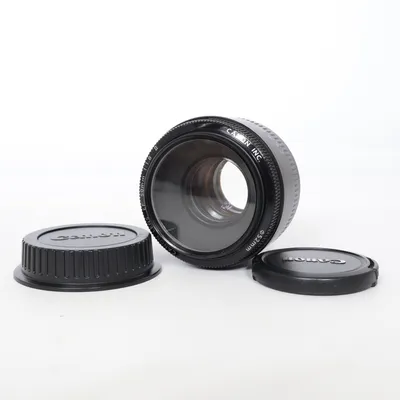 Camera lens (Black) from Canon