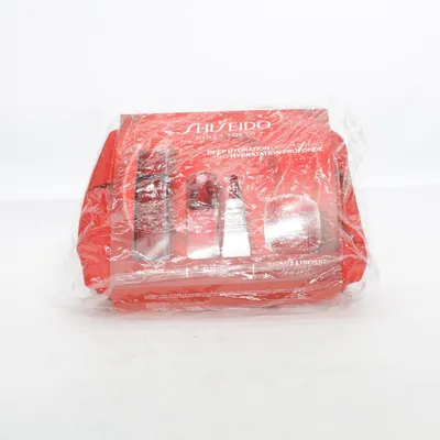 Skincare set (Deep Hydration Trio) from Shiseido