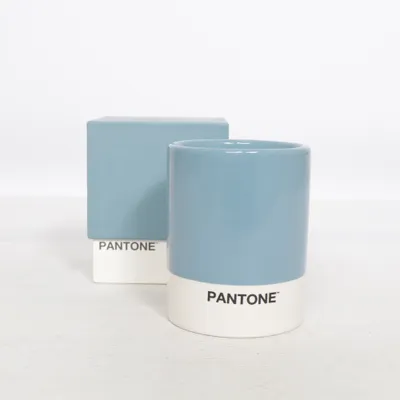 Doftljus (Blå, Vit) från Pantone