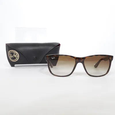 Solglasögon (RB 4181) från Ray-Ban