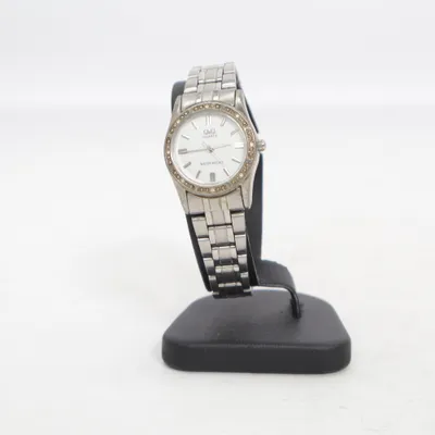 Wristwatch (Silver) from Q&Q
