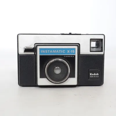 Analog kompaktkamera (Instamatic X-15) från Kodak
