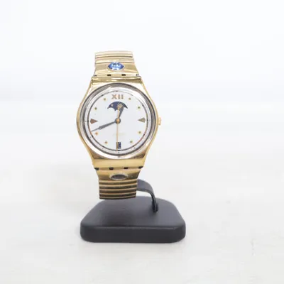 Wristwatch (Gold, White) from Swatch