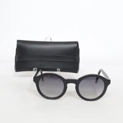 Solglasögon (Svart) från Ace & Tate