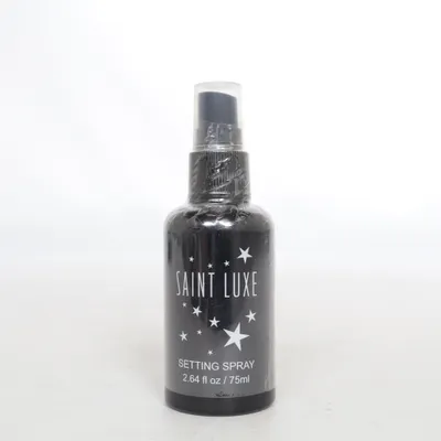 Setting spray (Setting Spray) från Saint luxe