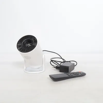 Projector (White, Black)