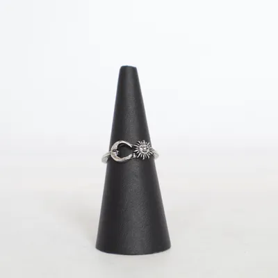 Ring (Zilver) Onbekend materiaal