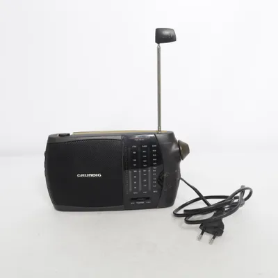 Radio (Prima Boy 80) from Grundig