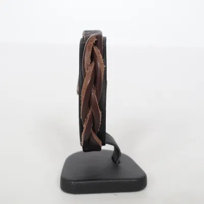 Armband (Brun) från Barcelona Okänd metall
