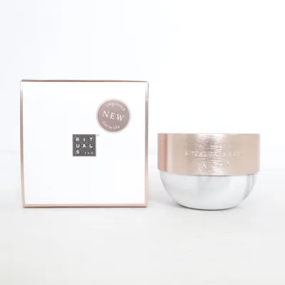 Moisturizer (Glow Anti-Ageing Night Cream) from Rituals