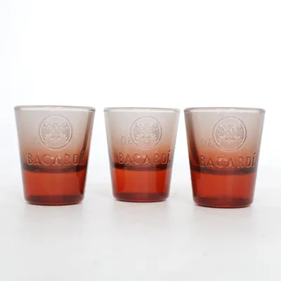 Verre à shooter (Rouge) de Bacardi