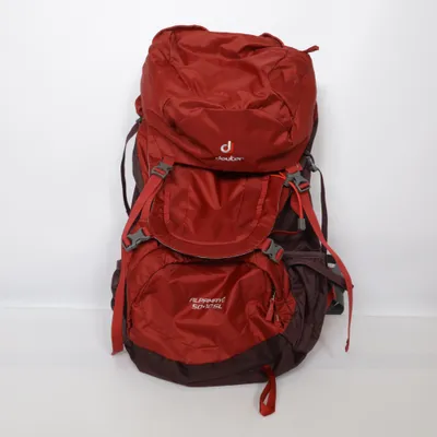 Campingryggsäck (ALPHAMAYO 50+10 SL) från Deuter