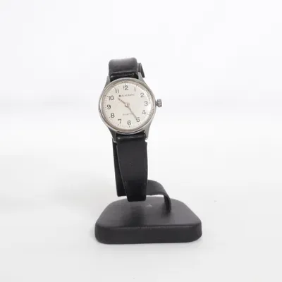 Armbandsur (Svart) från Junghans