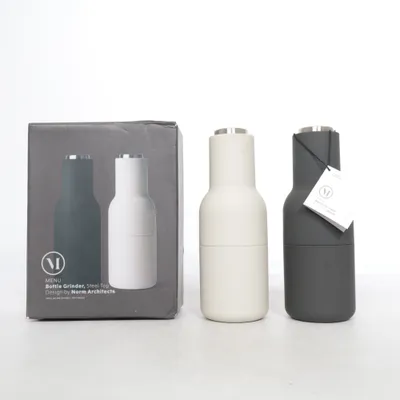Salt & Pepper grinder (Bottle Grinder) from Menu