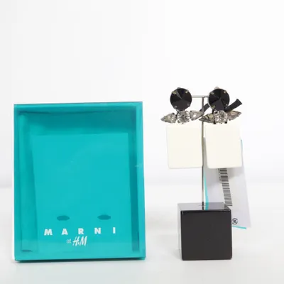 Boucles d'oreilles clips (Blanc, Noir) de Marni at H&M Métal inconnu
