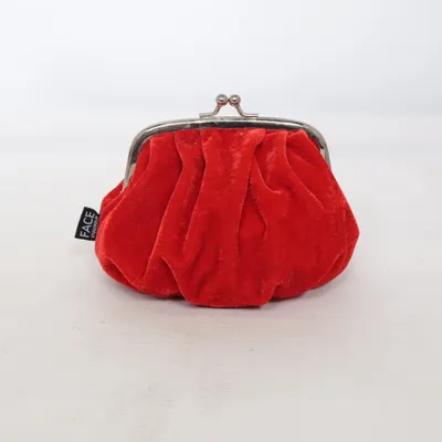 Portmonnä (Röd) från Face Stockholm