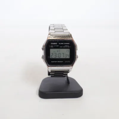 Armbandsur (A158WA) från Casio