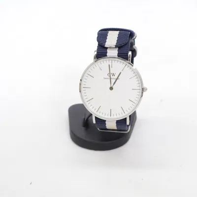 Polshorloge (Blauw, Wit) van Daniel Wellington