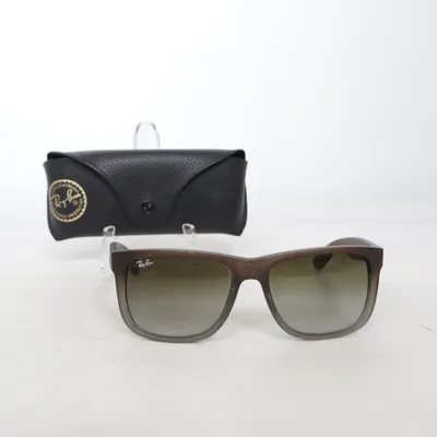 Solbriller (RB 4165) fra Ray-Ban