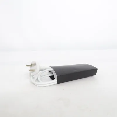 Power cable from Apple